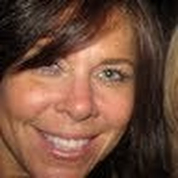 Meet your Posher, Lisa - Picture 1 of 1